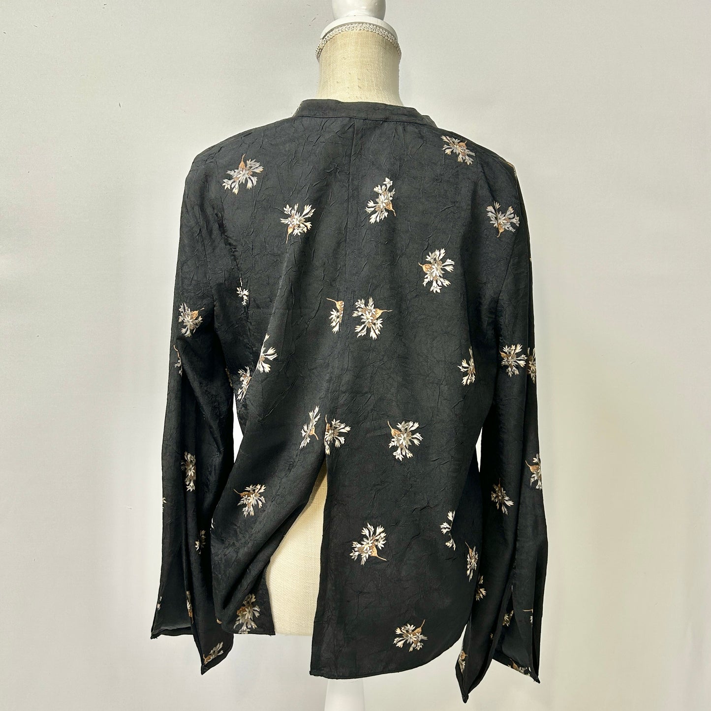 S Vince Black Dainty Floral Print Tie Neck Pullover Blouse