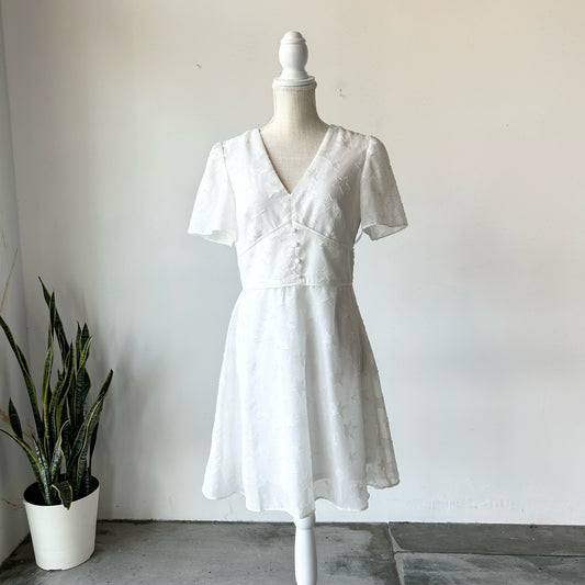 M/8 Nicole Miller Studio White Star Print V Neck Mini Dress