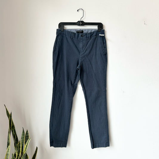 Size 30x30 Banana Republic Blue-White Stripe Slim Fit Pants