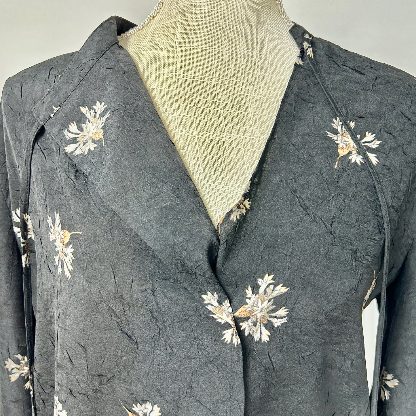 S Vince Black Dainty Floral Print Tie Neck Pullover Blouse