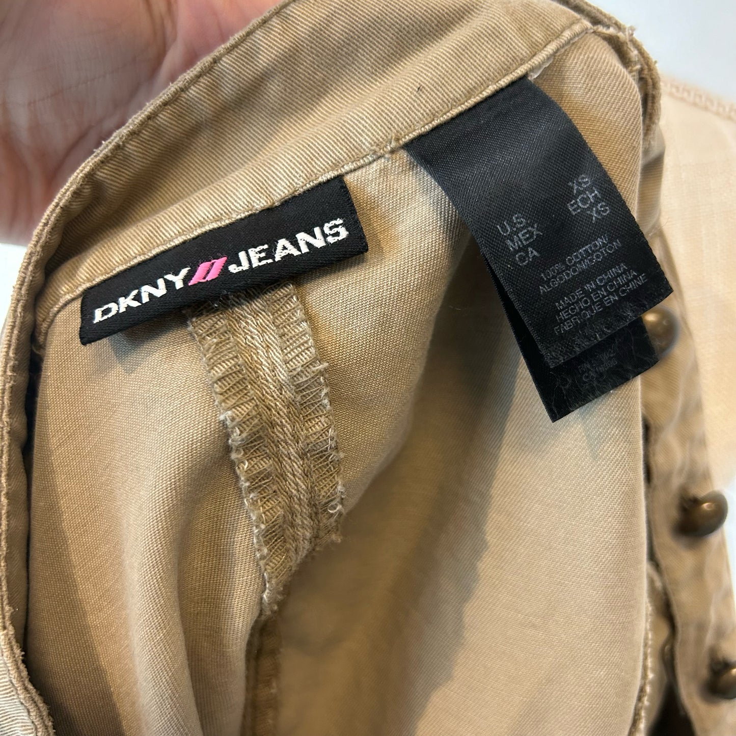 XS DKNY Jeans Beige Buttoned Sweater