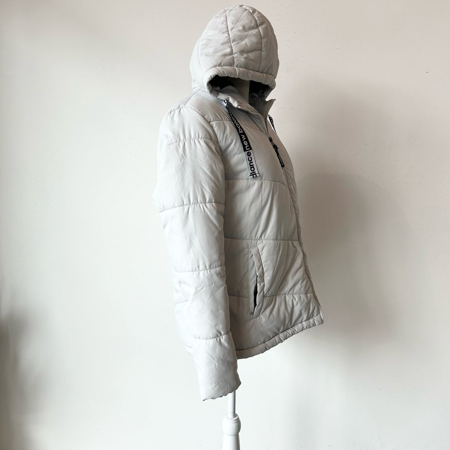 XL New Balance White Puffer Jacket