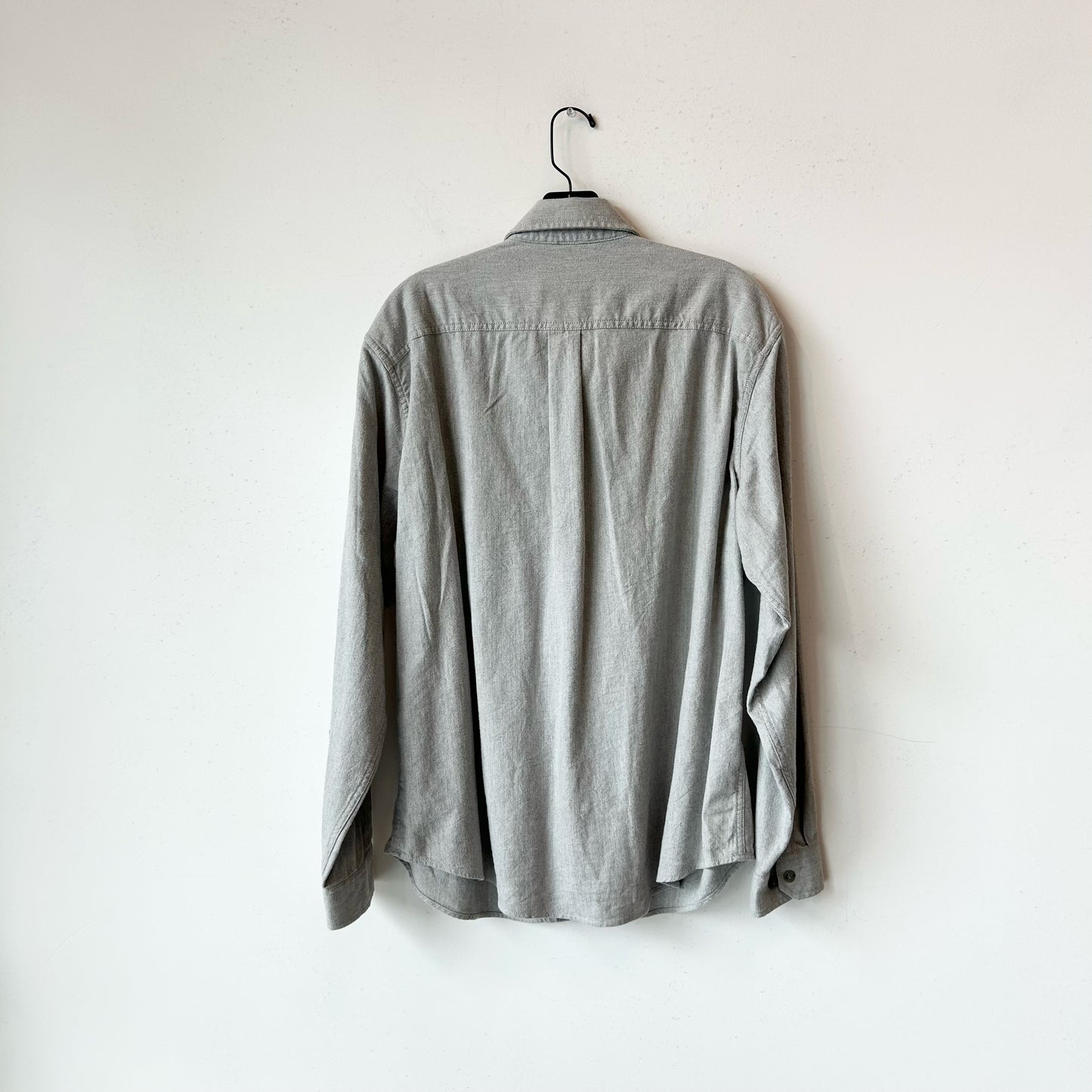 L Eddie Bauer Gray Button Up Long Sleeve